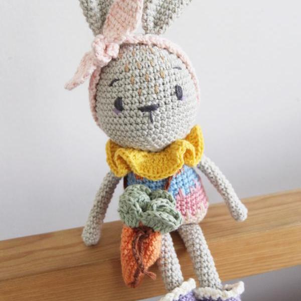 Boo Bunny Amigurumi Pattern